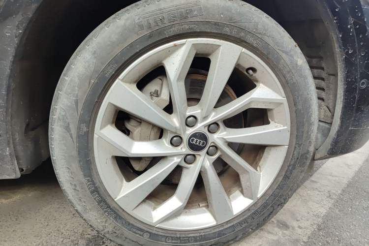 Used Audi Q5L 2022 40T Luxury Dynamic Model