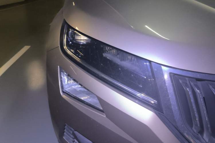 Used Skoda Kodiaq 2019 Facelifted TSI330 7-Seater Two-Wheel-Drive Luxury Enjoyment Edition China VI Standard
