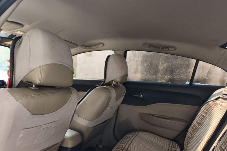 Used Bestune B50 2012 1.6L manual fashion version