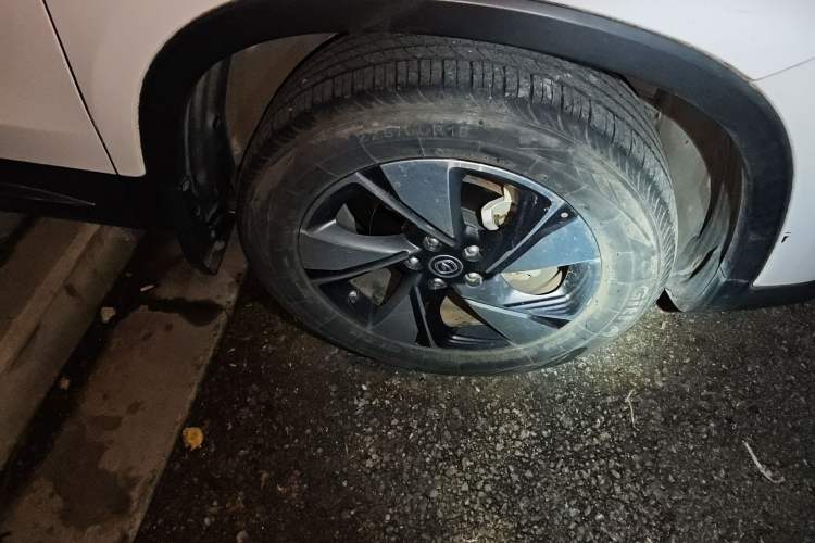 Used CHANGAN CS75 2020 280T DCT Luxury Version China VI Standard Right Front Wheel Hub