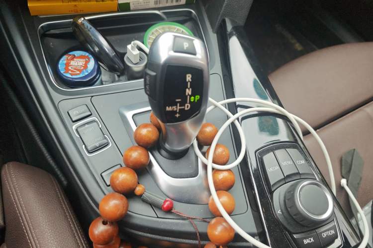 Used BMW 3 Series 2018 318Li Gear Lever