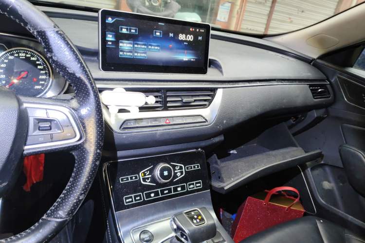 Used Hongqi H5 2020 1.5T DCT Flagship Edition
