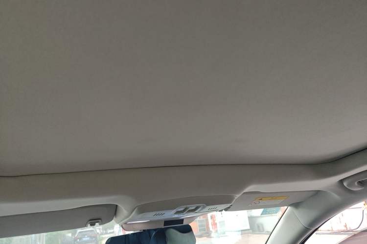 Used Buick Envision 2018 20T Two-Wheel-Drive Elite Model Headliner