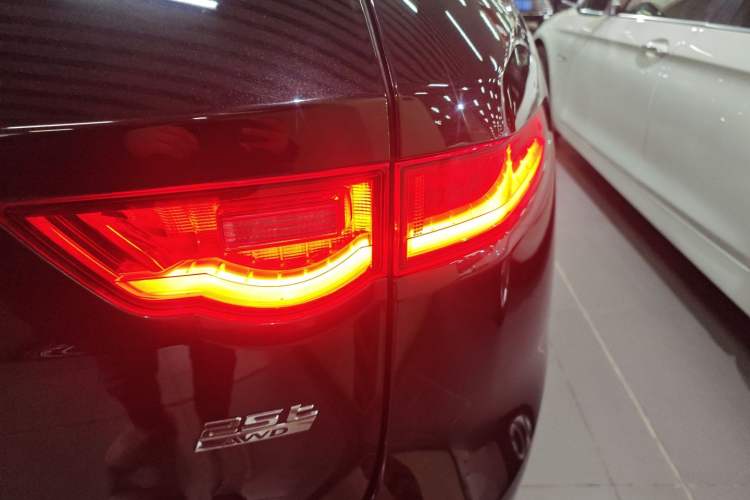 Used Jaguar F-PACE 2020 2.0T Rally Edition
