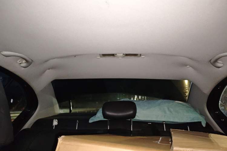 Used Volkswagen Lavida 2015 1.6L Manual Comfort Edition