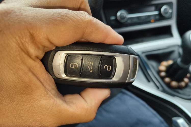 Used Geely Auto Emgrand GL 2018 1.8L Manual Elite Smart Connectivity Version