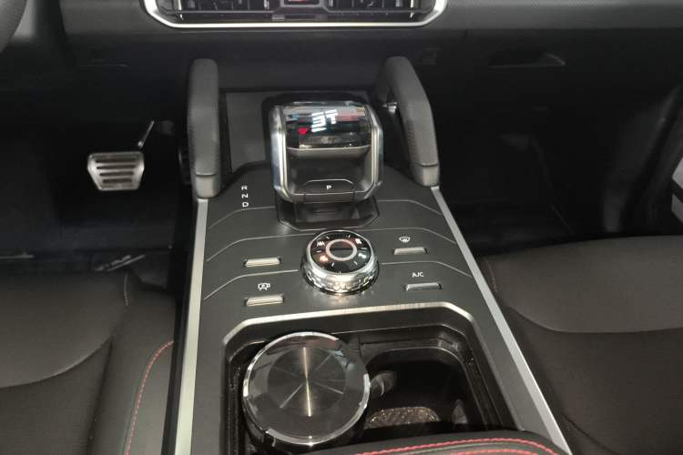 Used JETOUR Shanhai Traveler C-DM 2024 C-DM 129KM Wilderness Edition