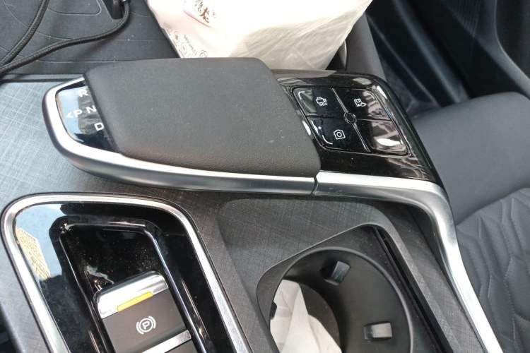 Used Changan UNI-T 2022 1.5T Luxury Edition
