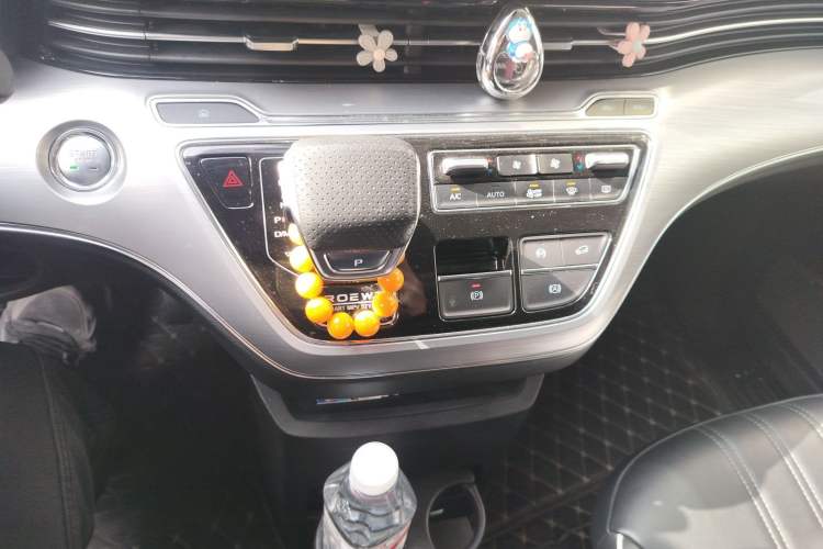 Used Roewe iMAX8 2021 400TGI Supreme Series Lu Zun Edition
