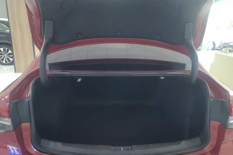 Used Buick Regal 2017 20T Luxury Model Trunk