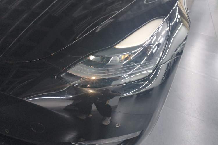 Used Tesla Model Y 2021 Long-Range All-Wheel-Drive Version