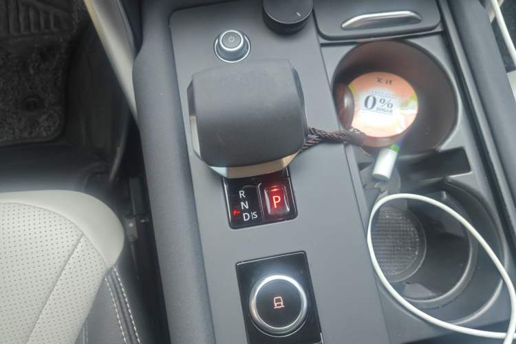 Used Land Rover Discovery 2021 360 PS R-Dynamic S