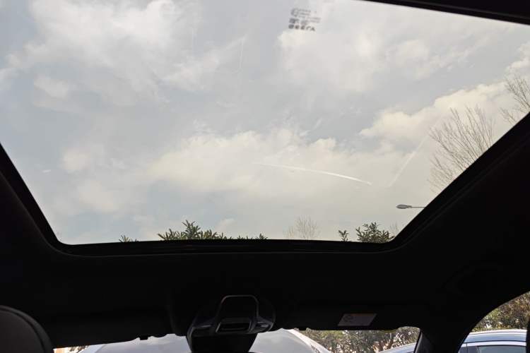 Used Geely Auto Haoyue L 2025 2.0T DCT Luxury Edition