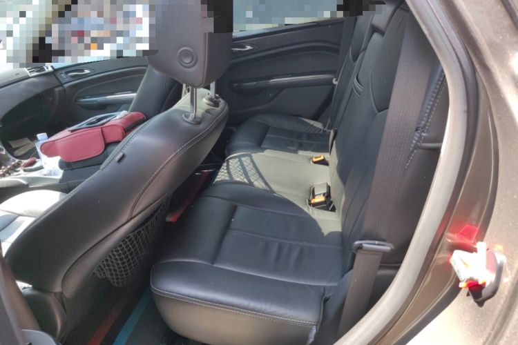 Used Cadillac SRX 2015 3.0L Comfort Version Left Rear Seat