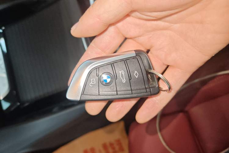 Used BMW iX3 2022 Updated Leading Version
