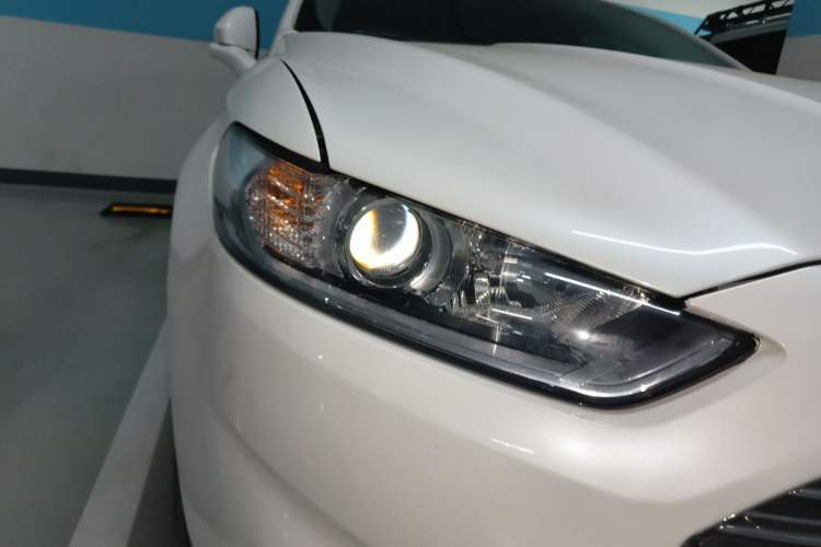 Used Ford Mondeo 2013 2.0L GTDi 200 Fashion Edition
