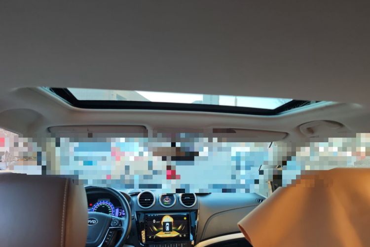 Used BYD S7 2015 2.0T Upgraded Automatic Luxury Version Headliner