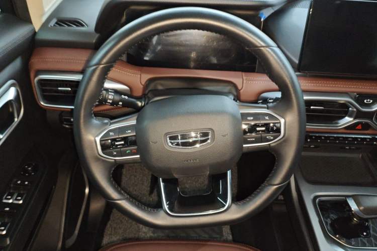 Used Geely Auto Haoyue 2022 1.8TD DCT Luxury 7-Seater Steering Wheel