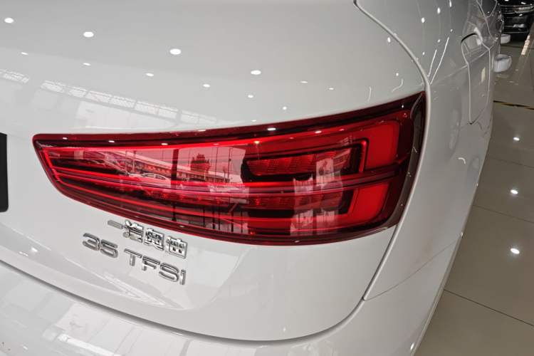 Used Audi Q3 2017 30 TFSI Fashion Model