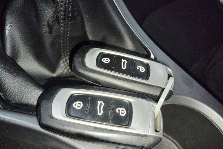 Used Geely Auto Emgrand 2018 1.5L Manual Upward Connect Edition Vehicle Key