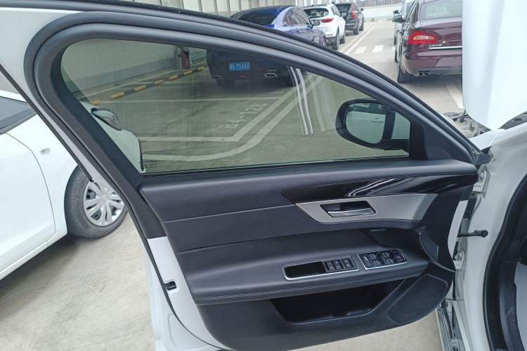 Used Jaguar XFL 2020 XFL 2.0T P200 Two-Wheel-Drive Elite Edition