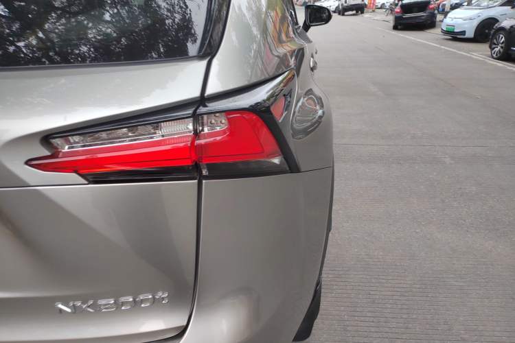 Used Lexus NX 2015 200T All-Wheel-Drive Fēngshàng Edition
