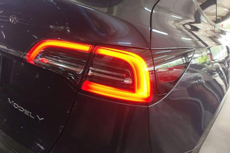 Used Tesla Model Y 2024 Rear-Wheel-Drive Version