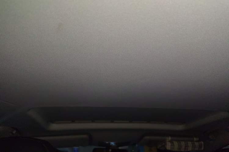 Used Roewe 360 2015 1.5L Automatic Luxury Edition
