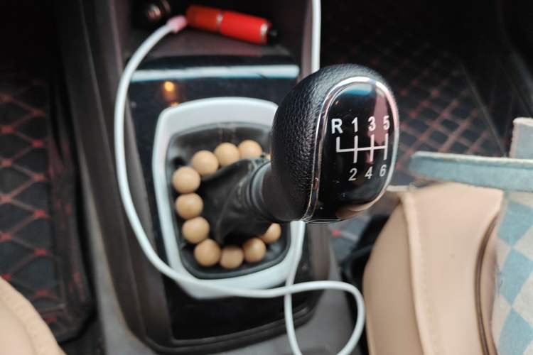 Used Baojun 310W 2017 1.5L Manual Comfort Version China V