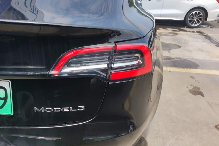 Used Tesla Model 3 2020 Standard Range Rear-Wheel Drive Upgraded Version Right Rear Taillight