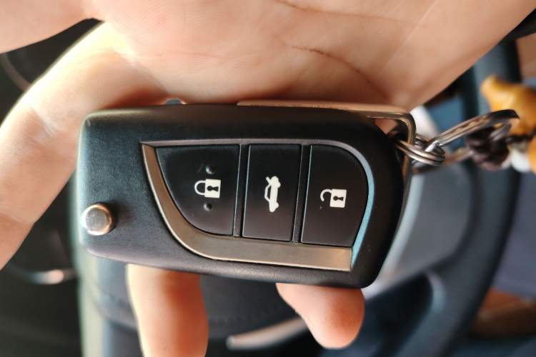 Used Toyota Corolla 2017 Revised Version 1.2T S-CVT GL-i
