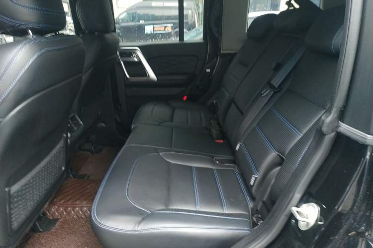 Used BAIC Off-Road BJ40 2023 2.0T Automatic Four-Wheel Drive Urban Hunter Edition Chivalrous Type