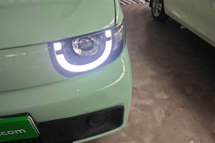 Used Chery QQ Ice Cream 2022 170km Sundae Phosphate Lithium-Ion Left Front Headlight