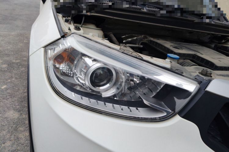 Used Brilliance V3 2015 1.5L Manual Comfort Model
