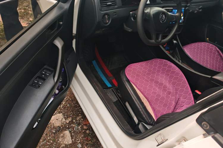 Used Volkswagen Santana 2018 1.5L Automatic Fashion Edition Driver Seat