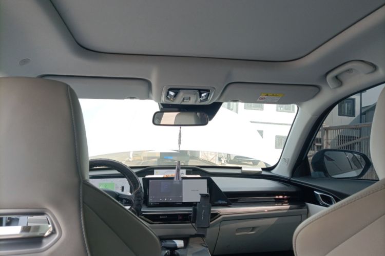 Used CHANGAN OSHAN Z6 New Energy 2022 Blue Whale iDD 150KM Flagship PLUS Smart Parking Edition Headliner