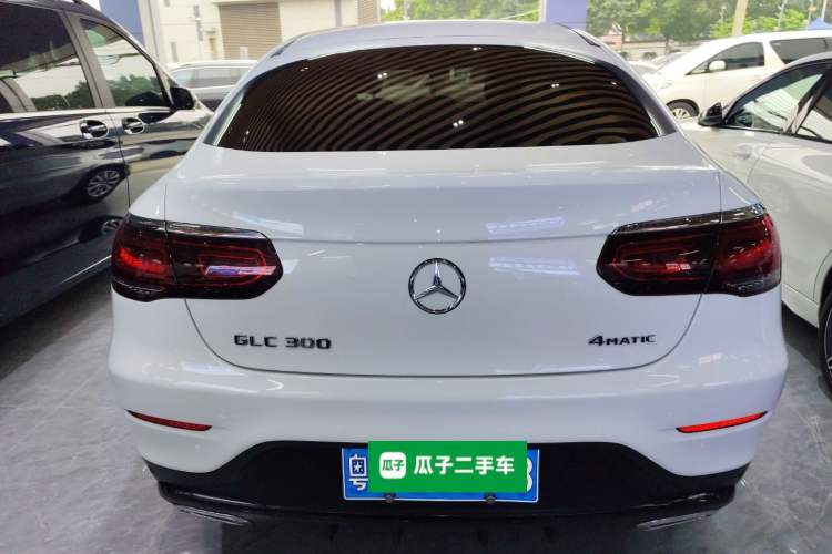 Used Mercedes-Benz GLC Coupe 2020 GLC 260 4MATIC Coupe SUV
