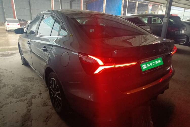Used Roewe i5 2021 1.5L CVT Starry Edition
