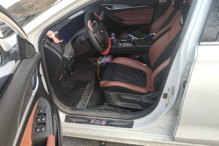 Used Changan Eado 2023 Changan Edition PLUS Blue Whale NE 1.4T GDI DCT Prestige Version
