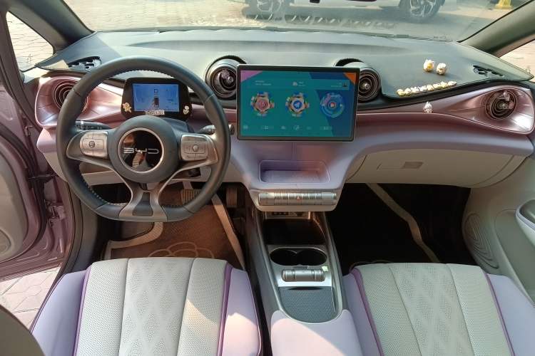 Used BYD Dolphin 2023 420 km Free Version
