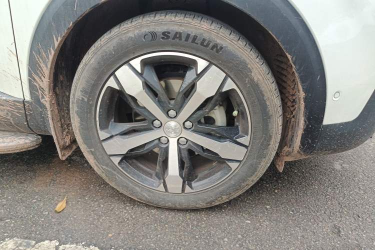Used Peugeot 4008 2018 350THP Luxury Edition Right Front Wheel Hub