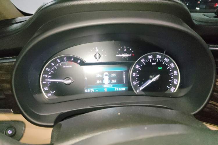 Used Buick GL8 2017 ES 28T Luxury Model China V Standard Instrument Cluster