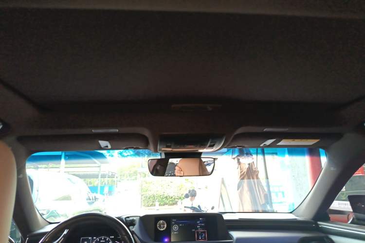 Used Lexus ES 2020 200 Excellence Edition
