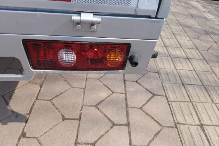 Used CHANGAN KAICHENG Xingka 2024 1.5L GDI Double-Cab Long-Box Cargo Vehicle – Comfort Edition