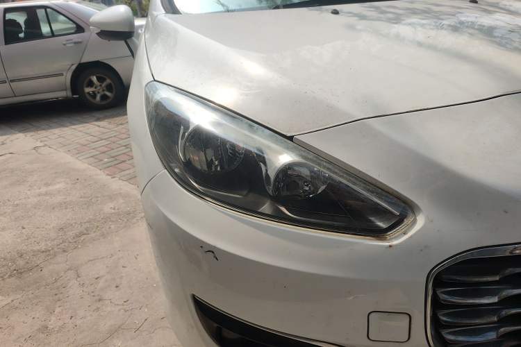 Used Peugeot 308 2012 1.6L Manual Fashion Edition
