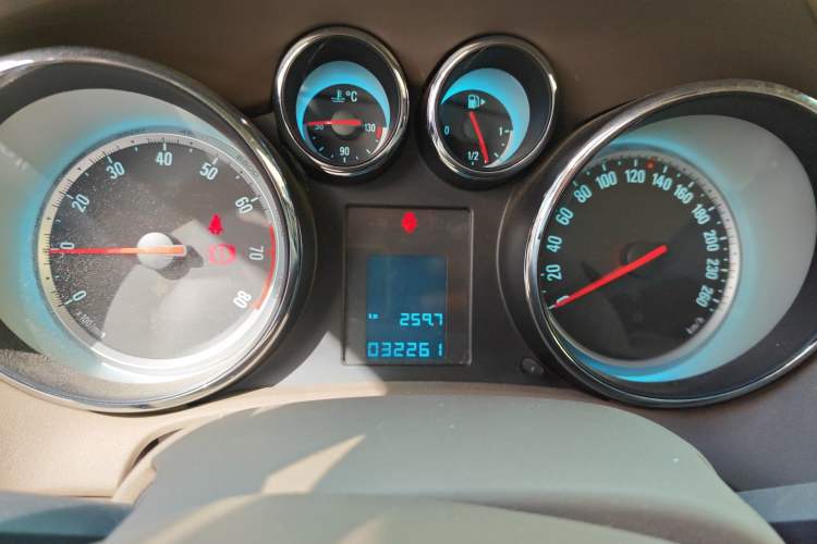 Used Buick GT 2012 GT 1.6L Manual Entry-Level Model