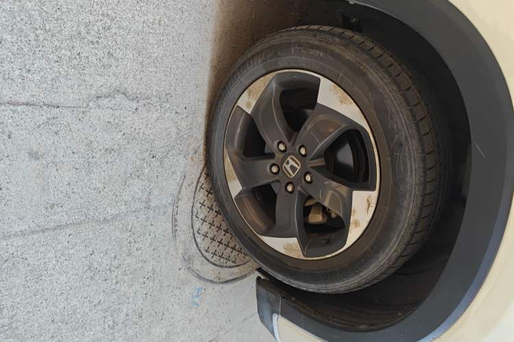 Used Honda Vezel 2015 1.8L CVT 2WD Luxury Model