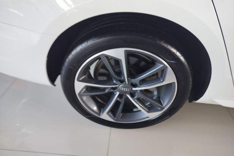 Used Audi A4L 2020 40 TFSI Fashion Dynamic Model