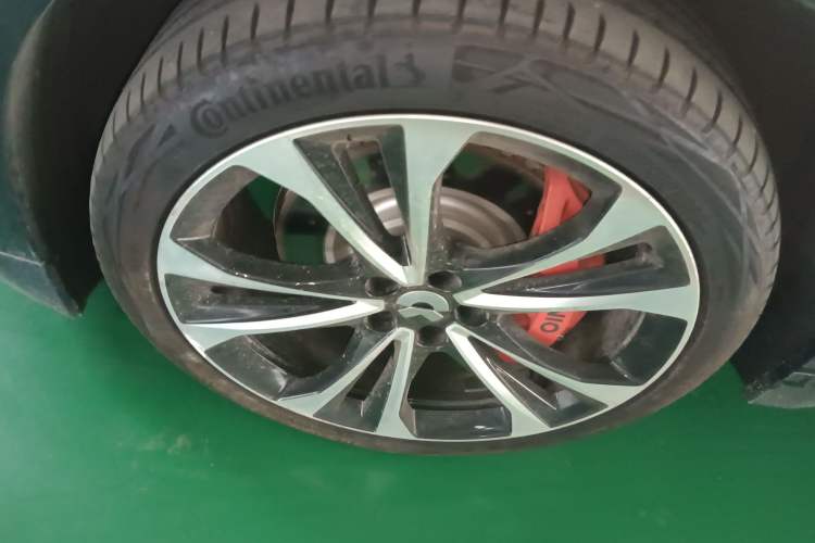 Used Nio ES8 2023 75 kWh Executive Edition
