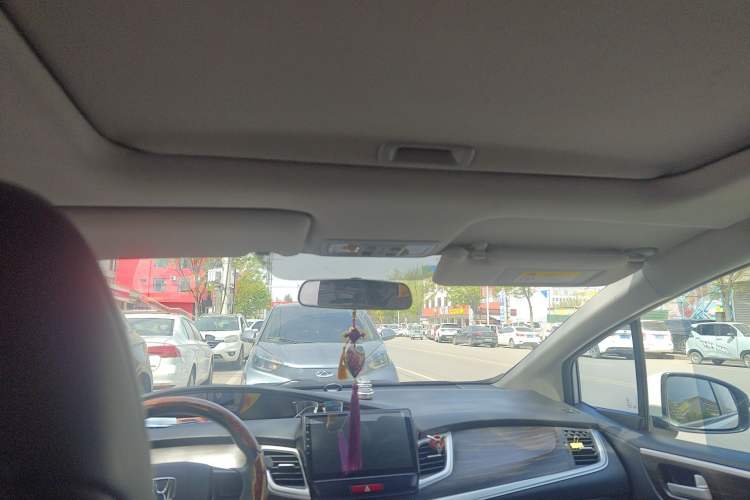 Used Honda Jade 2017 1.8L automatic Comfort version 5 seats
